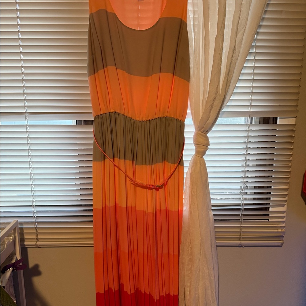 Tommy Hilfiger - Colorblock Dress with Belt - Size 8